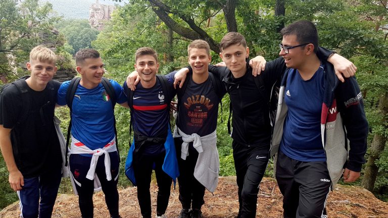 Sortie scolaire d'élèves du lycée des métiers Charles-Philippe Goulden de Bischwiller au chateau de Fleckenstein