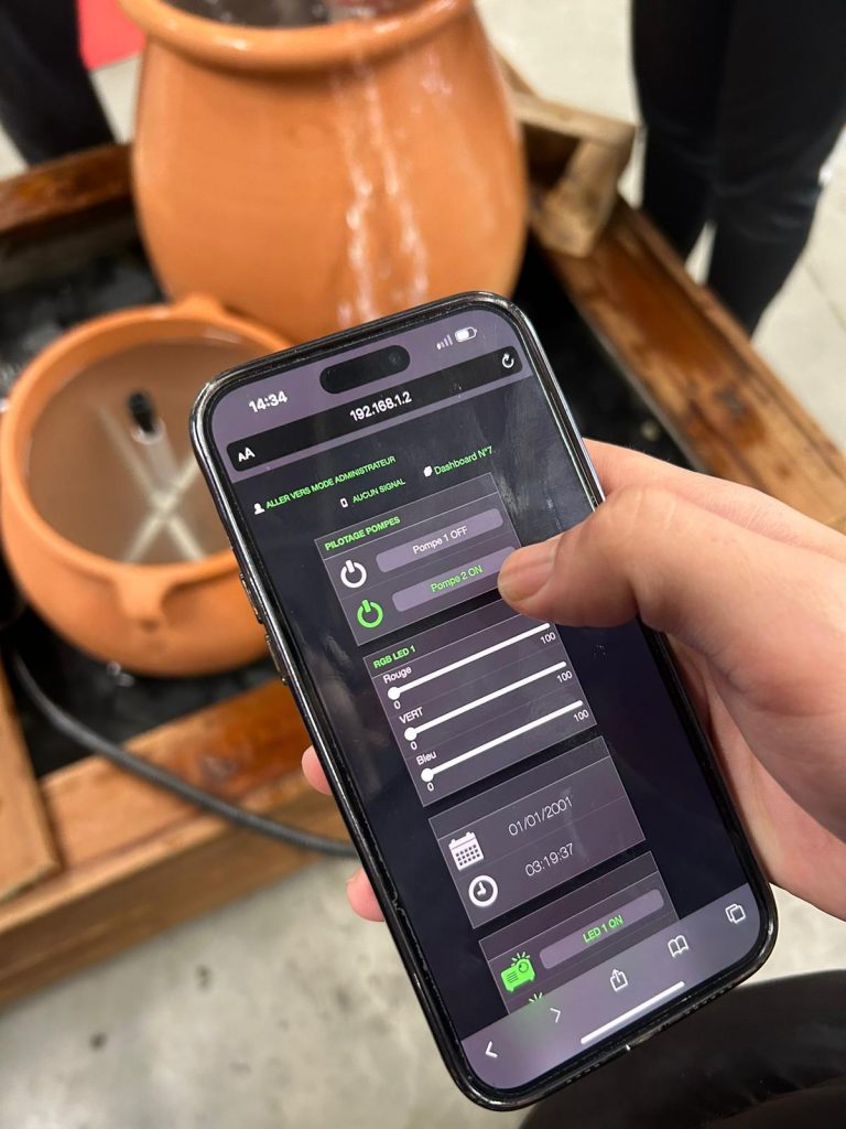 Les élèves de 1MELEC travaillent sur le projet de résidence Pro